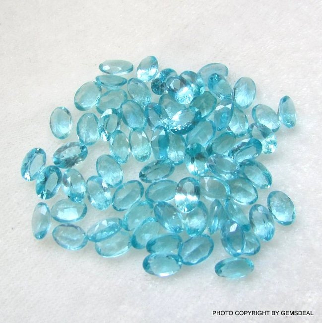10 Apatite Faceted Oval Gemstones: Greenish Blue AAA Quality (4x3mm)