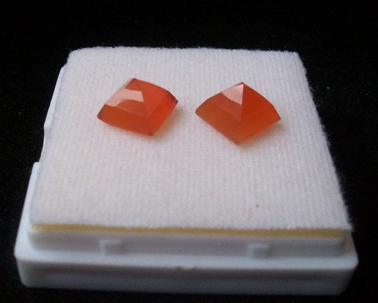 10mm AAA Carnelian Gemstone: Square Pyramid Faceted Cabochon