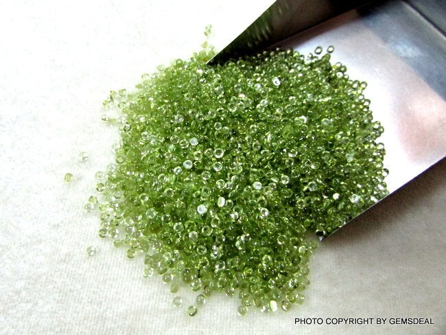 25 AAA Peridot Cabochons: 2mm Round Loose Gemstones