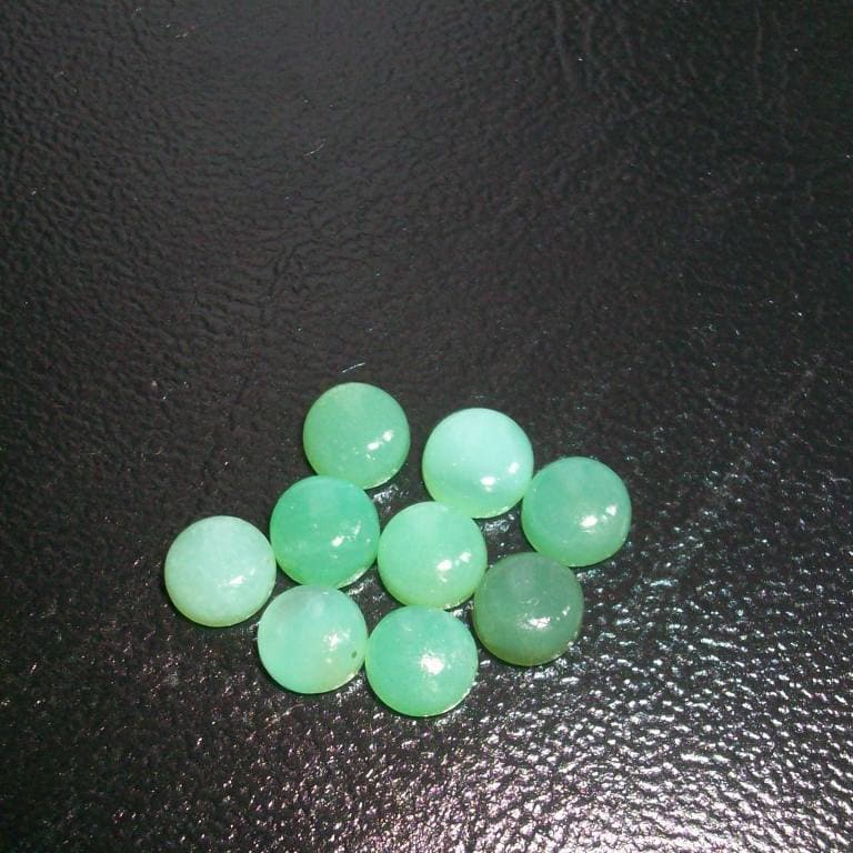 AAA Chrysoprase Cabochons: Natural Green Gemstone, 6mm Round - 5 pcs
