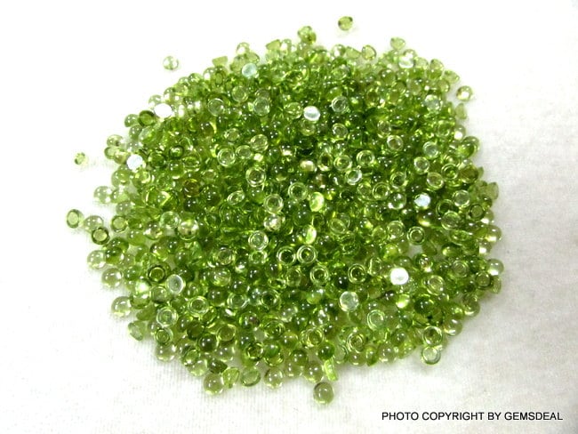 10 AAA Peridot Cabochons: 3mm Round Green Gemstones