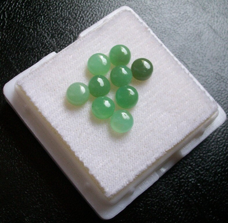 AAA Chrysoprase Cabochons: Natural Green Gemstone, 6mm Round - 5 pcs